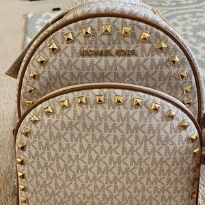 BRAND NEW WITH TAGS Michael Kors